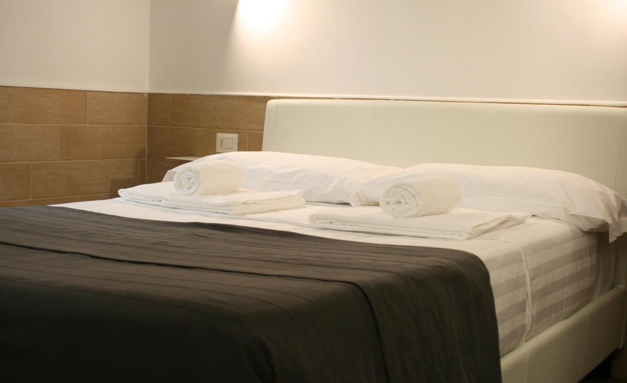 H22 Hotel Napoli Ngoại thất bức ảnh