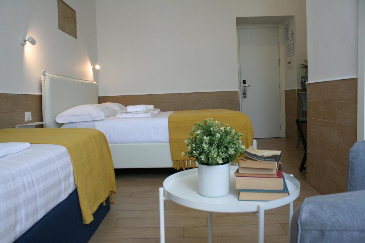 H22 Hotel Napoli Ngoại thất bức ảnh