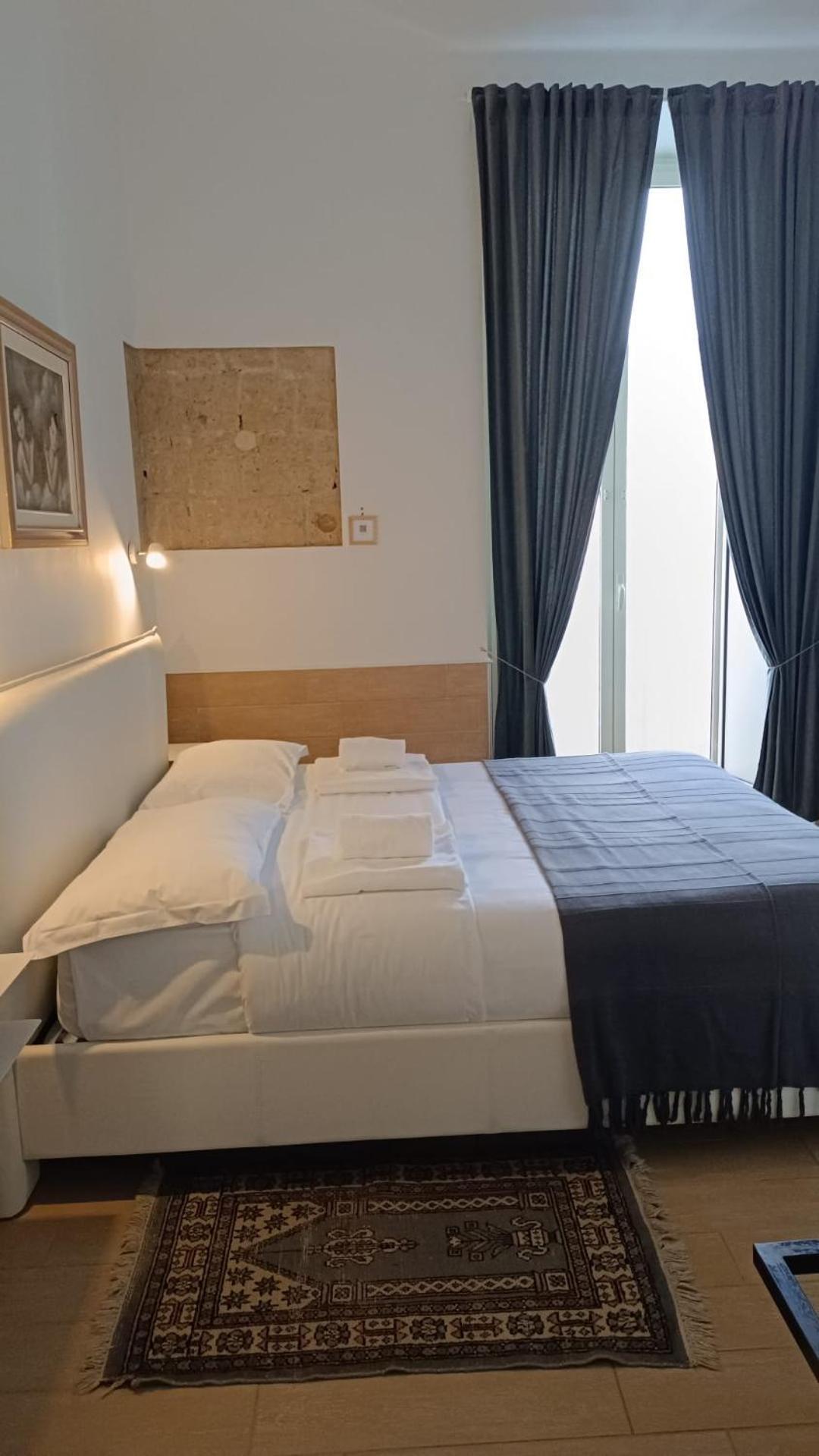 H22 Hotel Napoli Ngoại thất bức ảnh