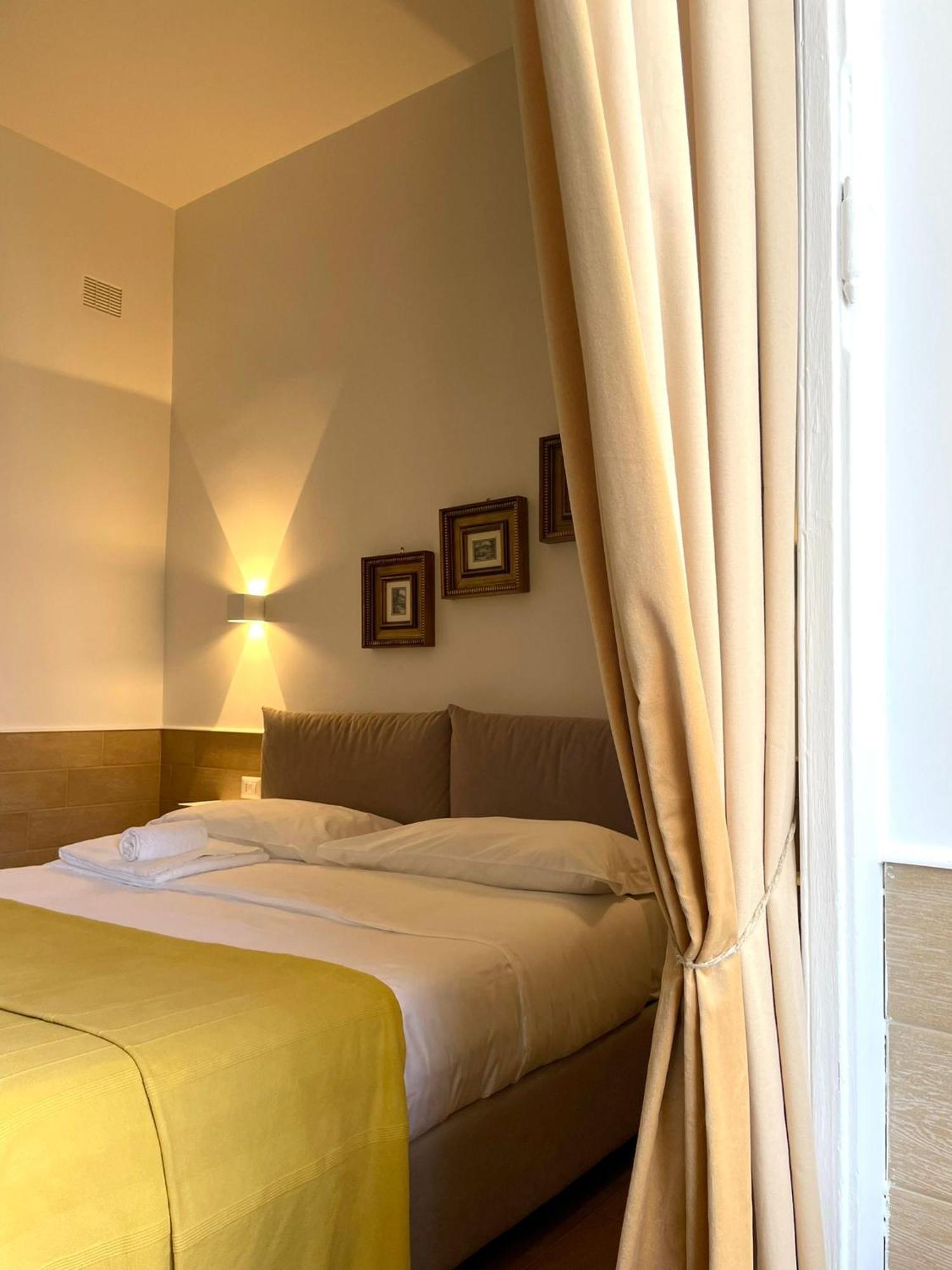 H22 Hotel Napoli Ngoại thất bức ảnh