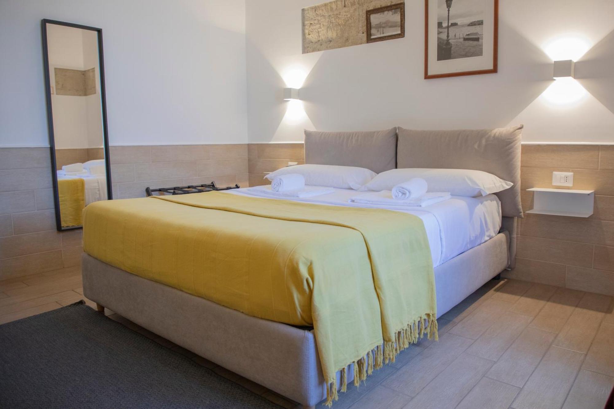 H22 Hotel Napoli Ngoại thất bức ảnh